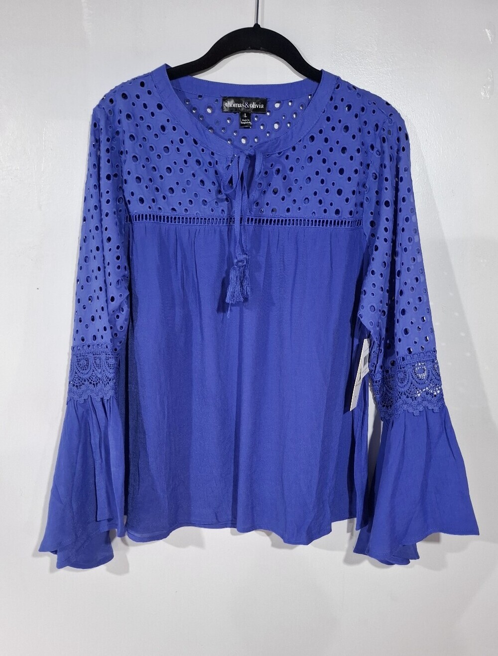 Thomas & Olivia Blue Eyelet Blouse Large Boho Lace Bell Sleeve Tassel Top NWT